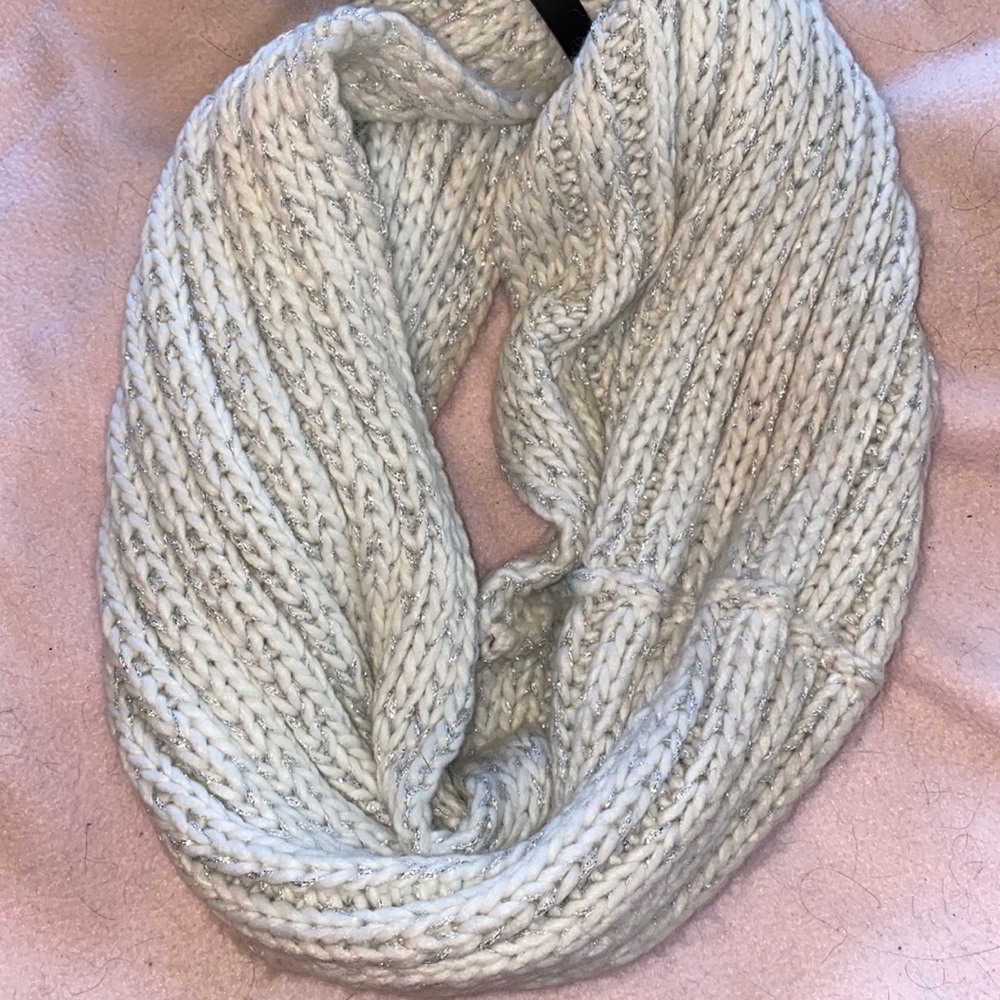 White infinity scarf